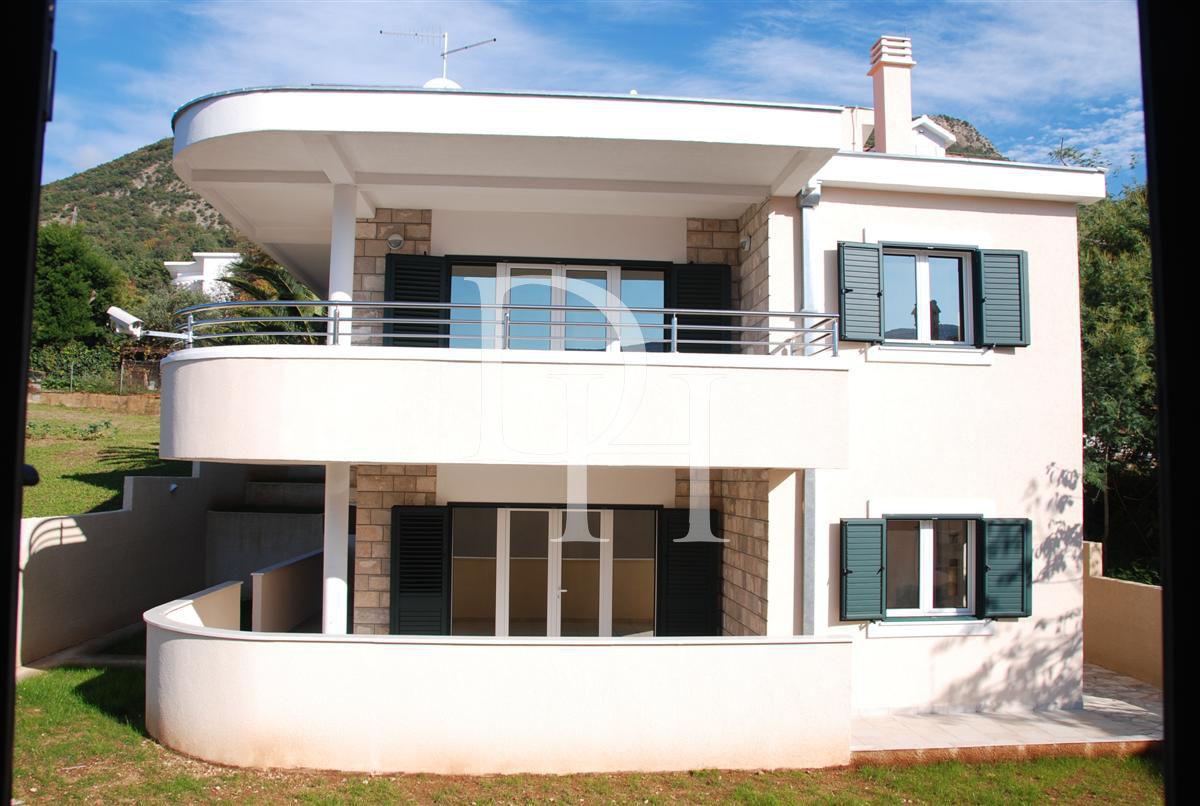 Вилла в Kumbor в Герцег-Нови, Черногория - стоимость 320&nbsp;000€ - Ref: 11041 фото 2