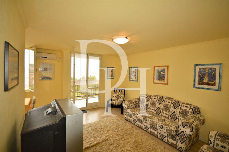 Apartments in Igalo, Montenegro, 70m2 - for 90&nbsp;000€ - Ref: 10973 photo 2