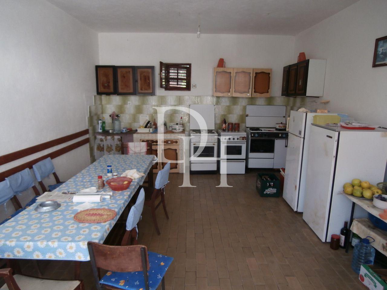 Hotel in Dobra Voda, Montenegro, 237m2 - kosten 180&nbsp;000€ - Ref: 11403 foto 14