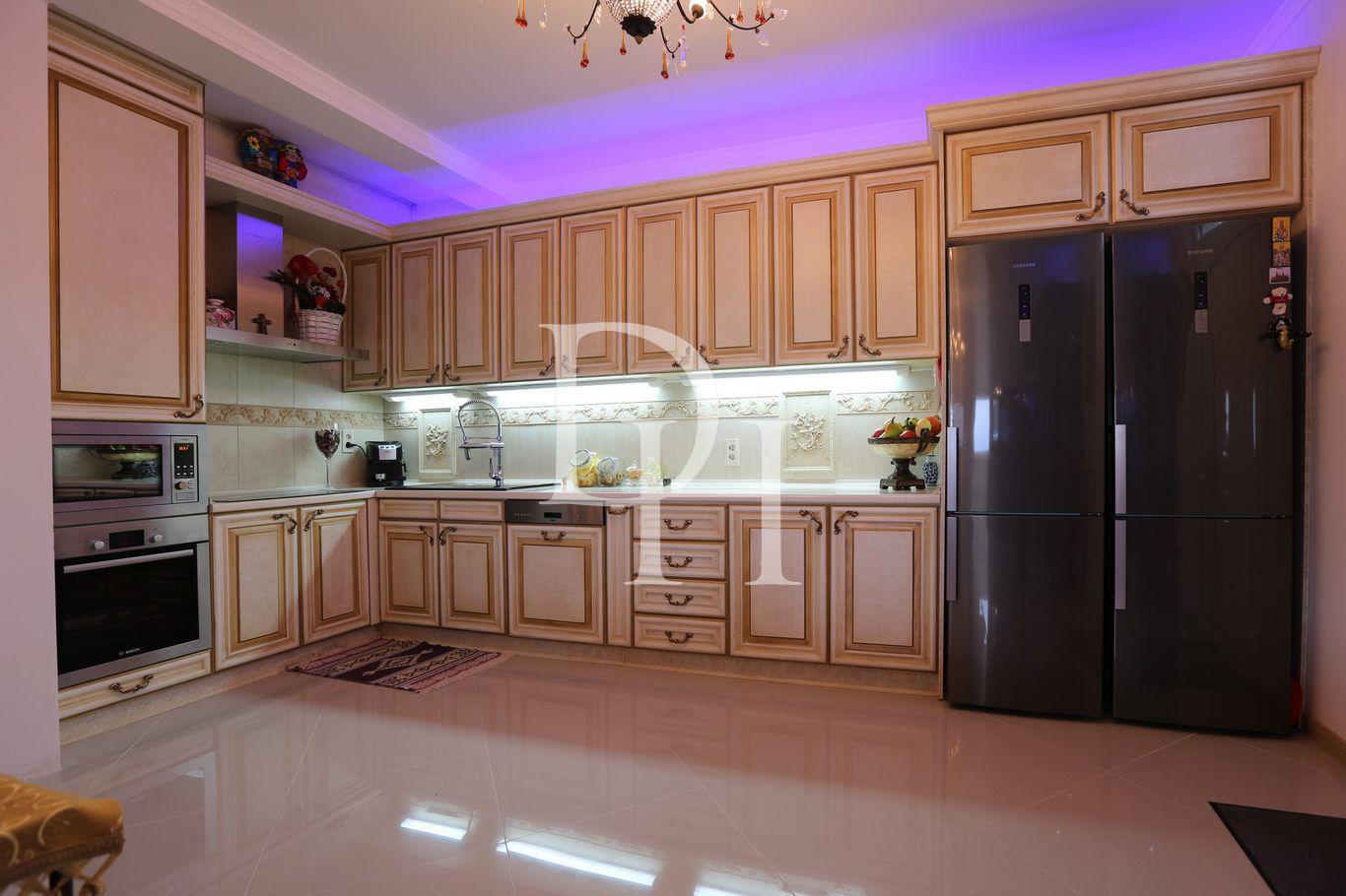 Willa w Ratac w Barze, Czarnogóra, 312m2 - koszt 460&nbsp;000€ - Ref: 14557 zdjęcia 8