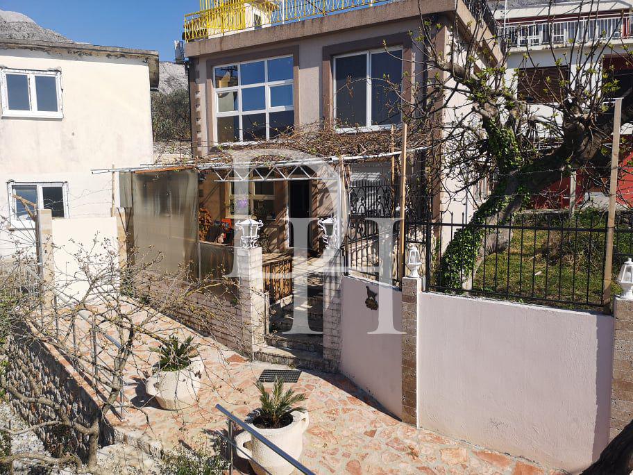 Cottage in Bar, Montenegro, 164m2 - for 300&nbsp;000€ - Ref: 15981 photo 1