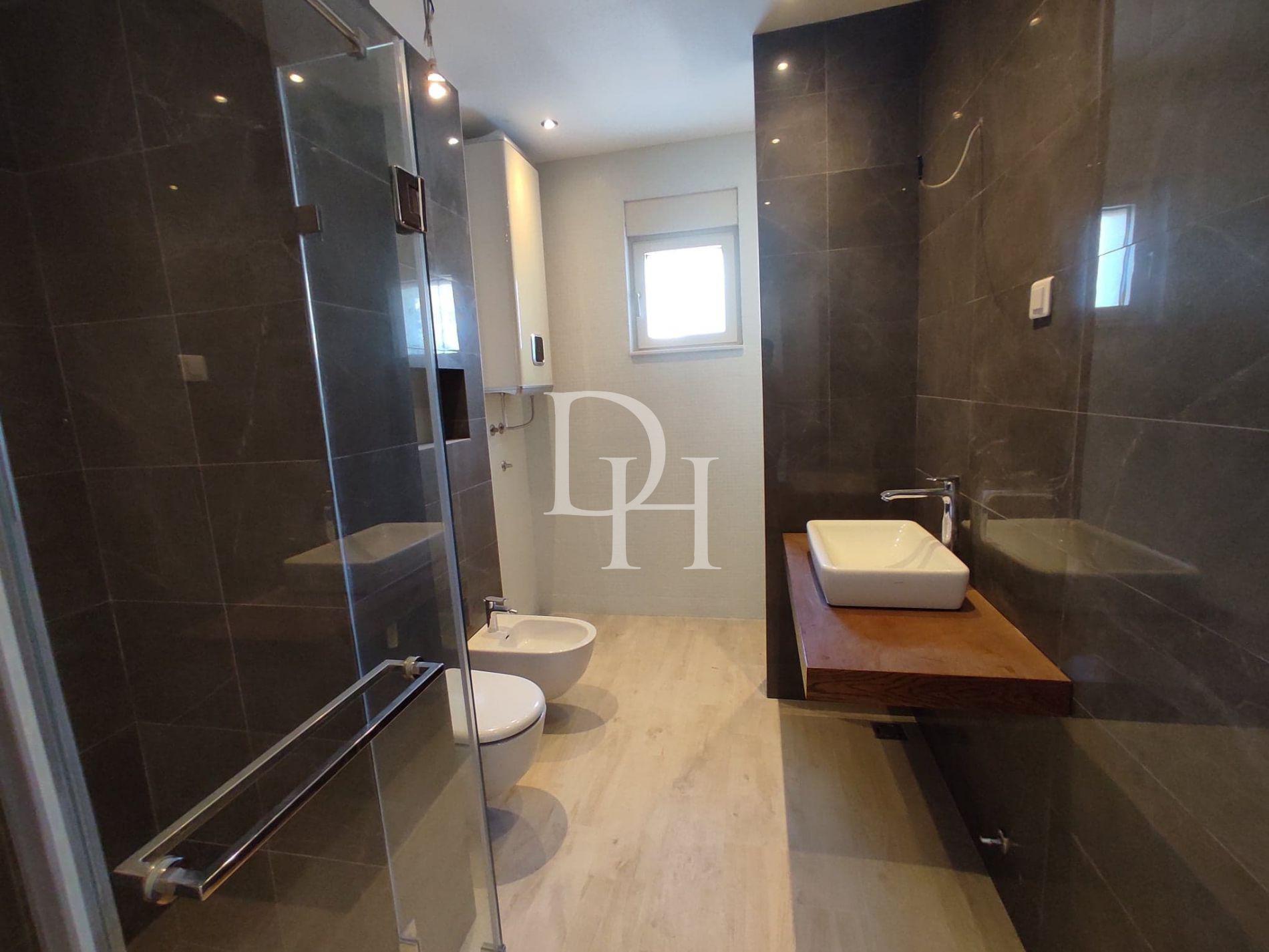 Mieszkania w Budvie, Czarnogóra, 122m2 - koszt 310&nbsp;000€ - Ref: 16202 zdjęcia 9