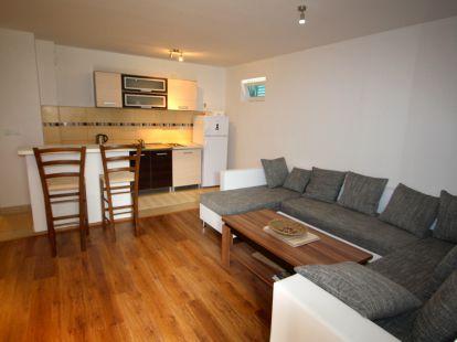 Апартаменты в Биела, Черногория, 65м2 - стоимость 100&nbsp;000€ - Ref: 10449 фото 2