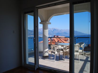 Апартаменты в Биела, Черногория, 76м2 - стоимость 133&nbsp;000€ - Ref: 10836 фото 4