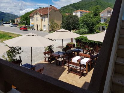 Ресторан в Donia Lastva в Тивате, Черногория - Ref: 10792 фото 2