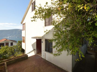 Villa in Herceg Novi, Montenegro, 165m2 - for 230&nbsp;000€ - Ref: 11046 photo 2