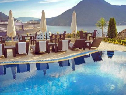 Отель в Тивате, Черногория за 1 450 000€ (ID:70890)